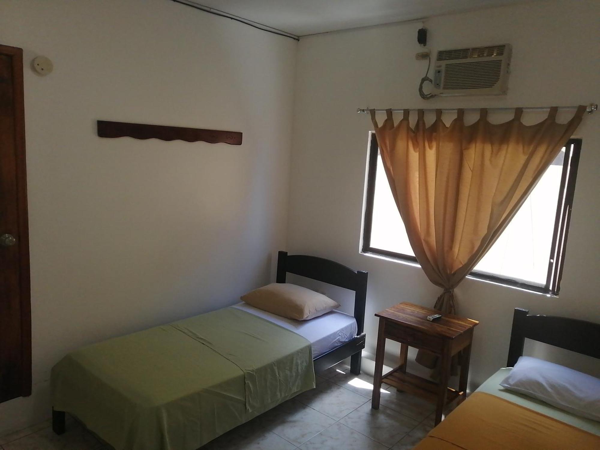 Hostal La Casa De Luis Пуерто-Бакерісо-Морено Екстер'єр фото